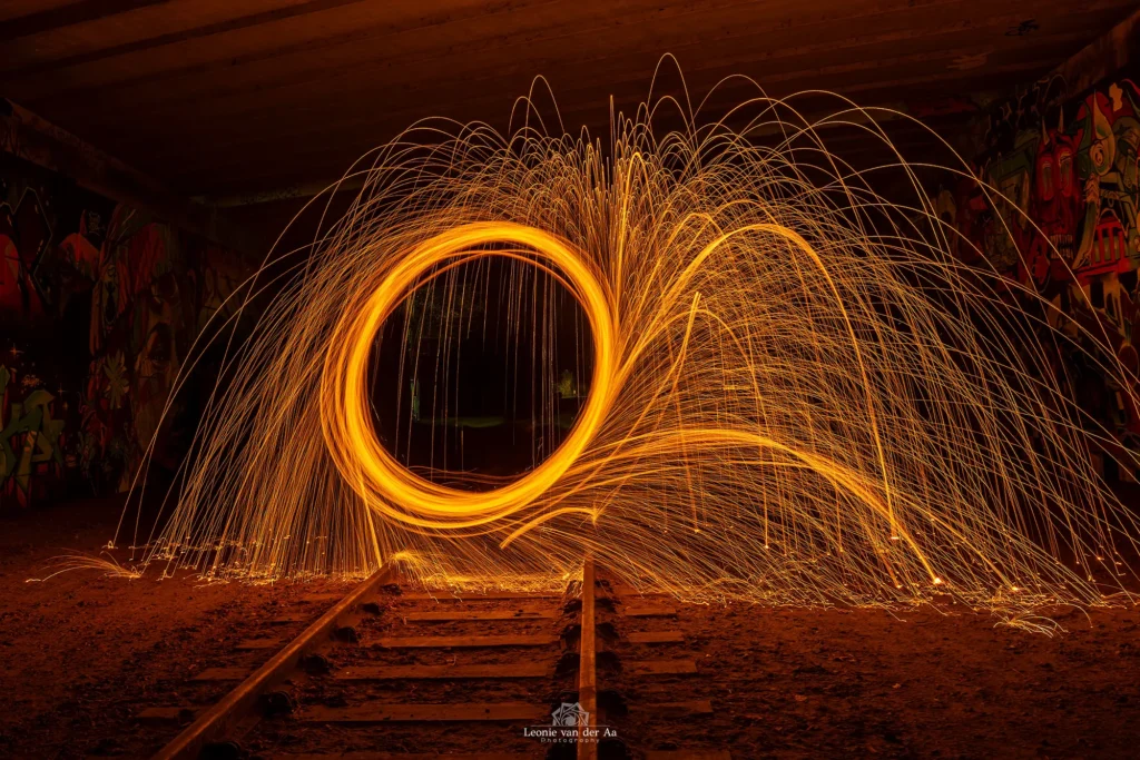 Leonie van der Aa | Photography | Creatief | Light painting staalwol