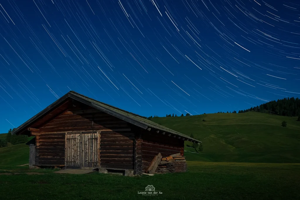 Leonie van der Aa | Photography | Landschap | Sterrensporen Seiseralm Dolomieten